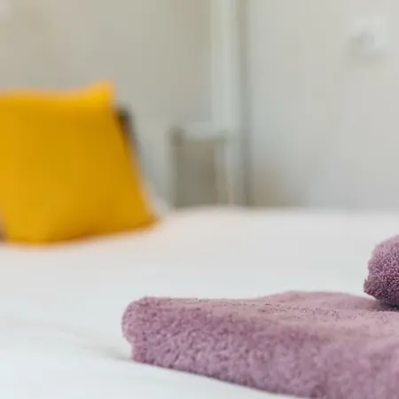 Compact Near Food Market In The Oldtown Free Parking Apartment *