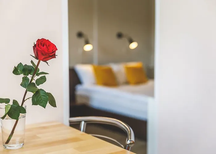 Apartment Compact Near Food Market In The Oldtown Free Parking *