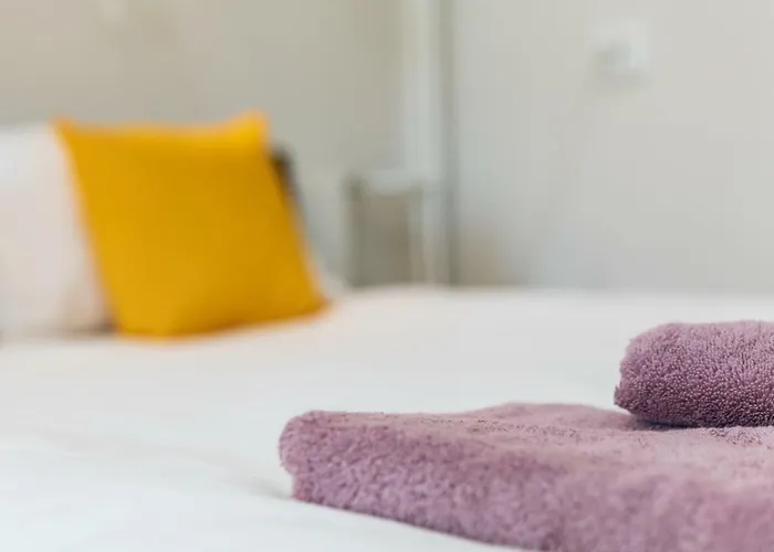 Compact Near Food Market In The Oldtown Free Parking Butas *