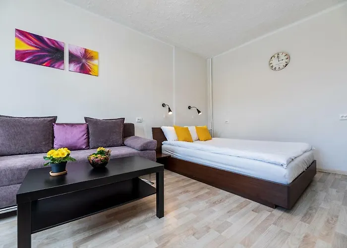 Apartment Compact Near Food Market In The Oldtown Free Parking